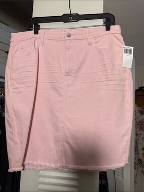 Light Pink Denim Mini Skirt with Frayed Hem